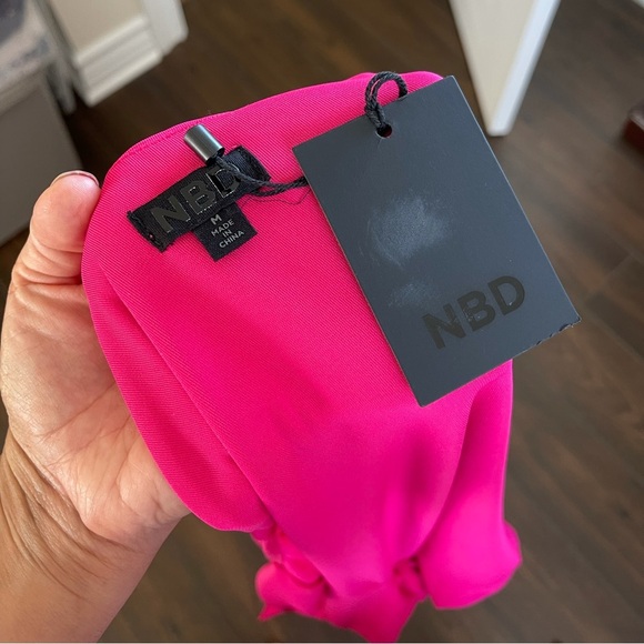 NWT NBD kiara fuchsia long sleeve wrap blouse - Picture 7 of 9